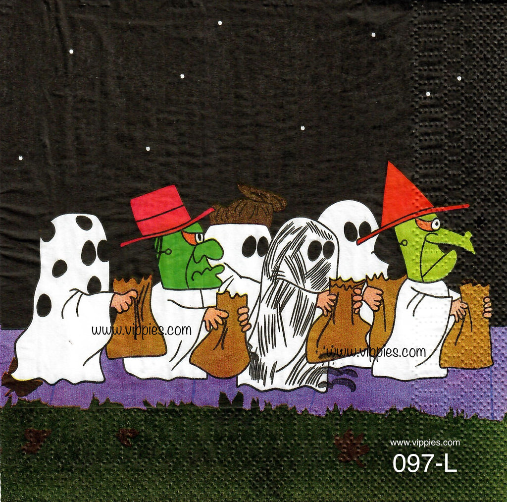 CTN-097 Peanuts Halloween Parade Napkin for Decoupage