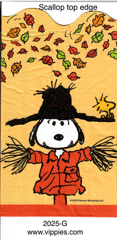 AT-2025-G Snoopy Scarecrow Leaves Guest Napkin for Decoupage