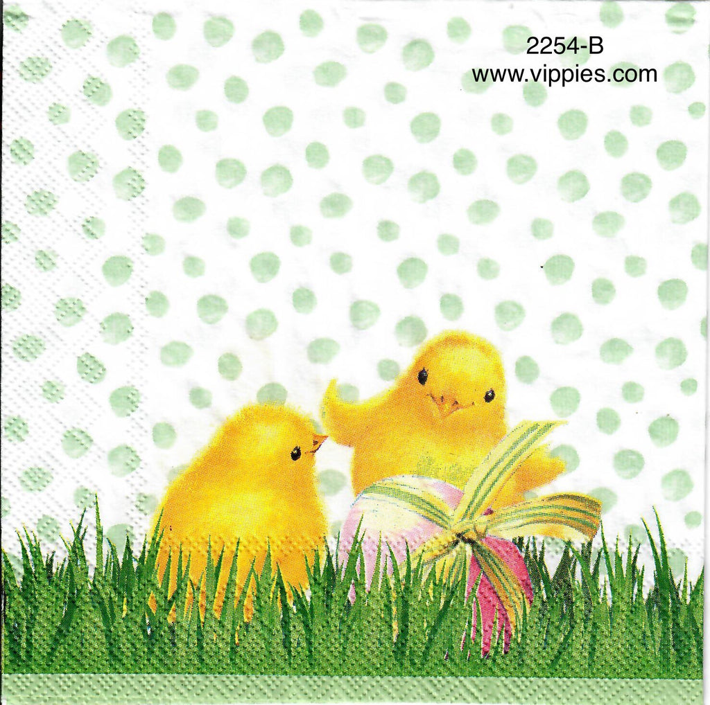 EAST-2254-B Chicks in Grass Napkin for Decoupage
